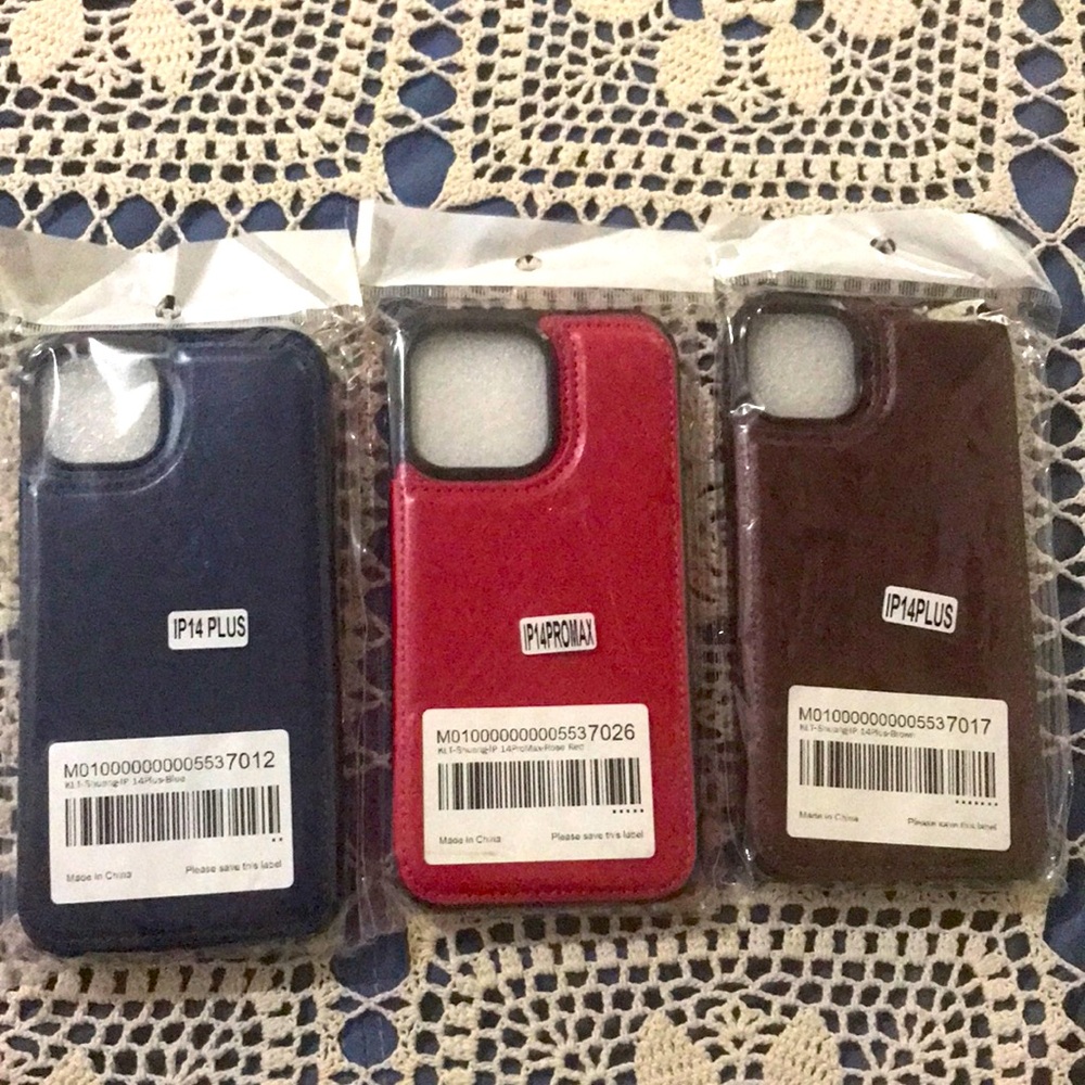 🐞Phone Case for iPhone 14 Plus (Choice of Blue, Red or Brown) 📱